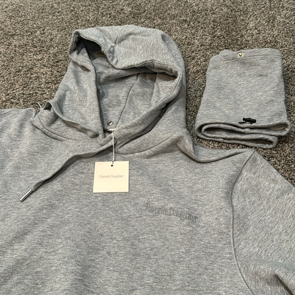 favorite daughter gray hooded sweatshirt with front pocket - Picture 4 of 6
